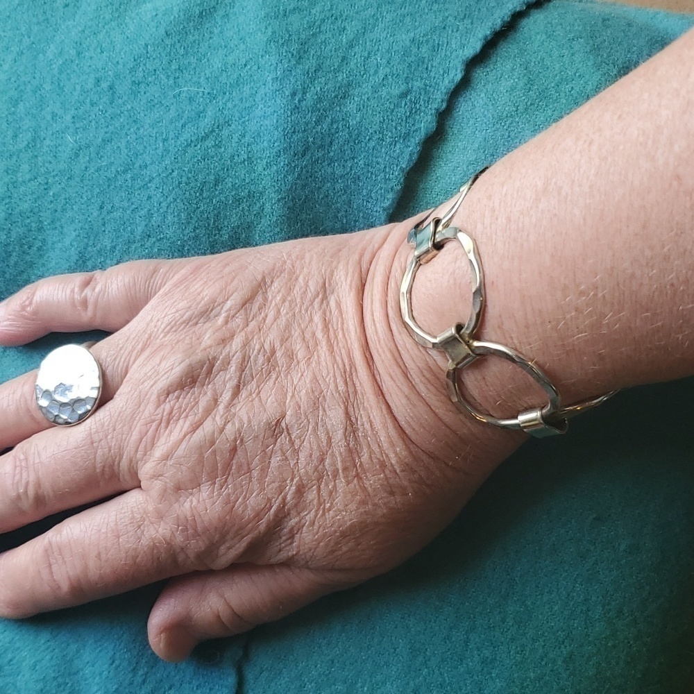 Handmade Hammered Silver chocker, bracelet and ring set 3 pc - Picture 7 of 9
